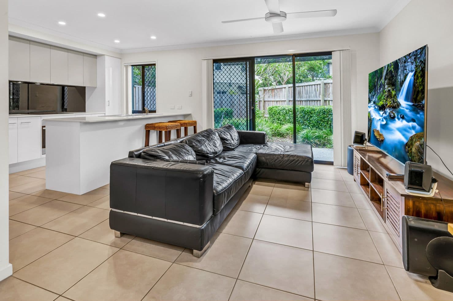 370 Gainsborough Drive, Pimpama QLD 4209, Pimpama - Thumbnail 4