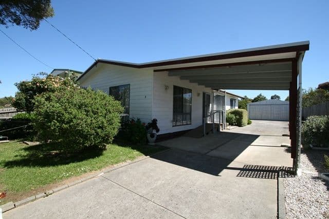 4 Lansell Road, COWES VIC 3922, Cowes - Image 1