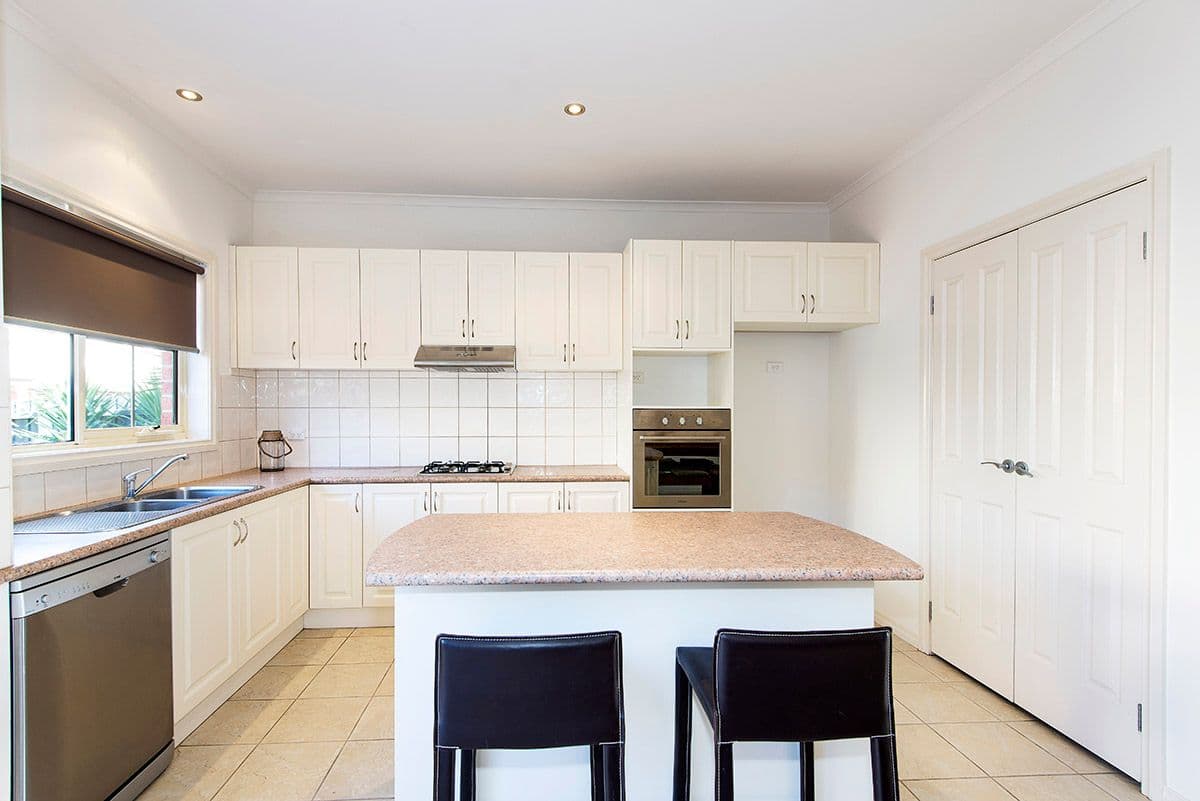 22 Old Plenty Road, SOUTH MORANG VIC 3752, South Morang - Thumbnail 5