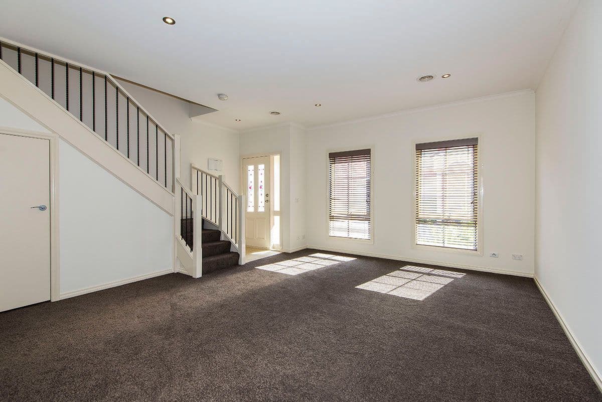 22 Old Plenty Road, SOUTH MORANG VIC 3752, South Morang - Thumbnail 6