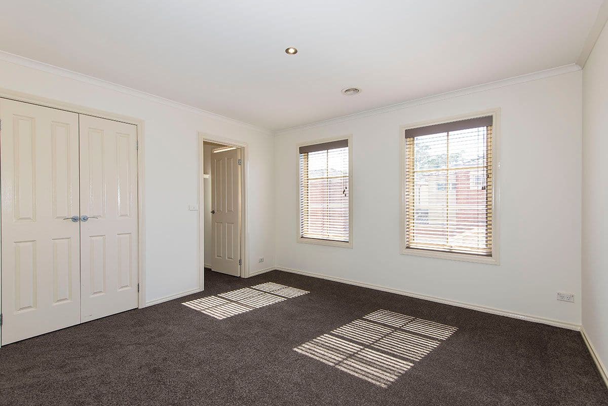 22 Old Plenty Road, SOUTH MORANG VIC 3752, South Morang - Thumbnail 8