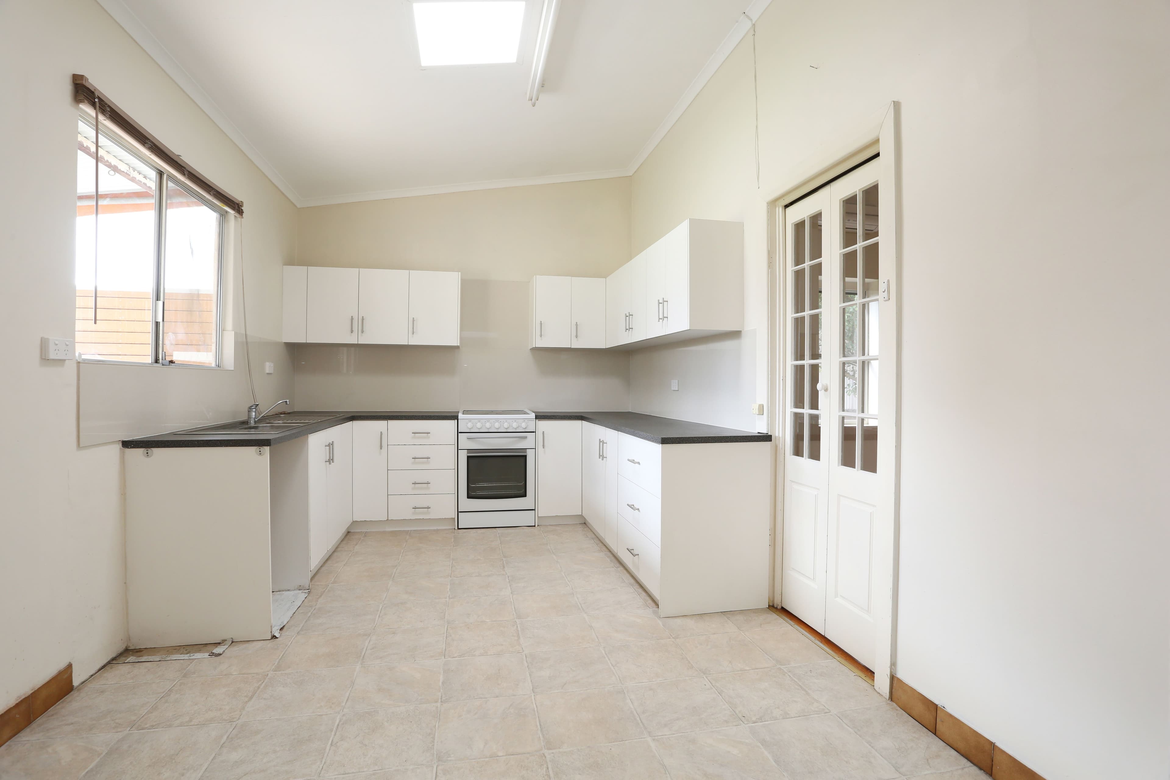 45 Victoria Road, Clare SA 5453, Clare - Thumbnail 3
