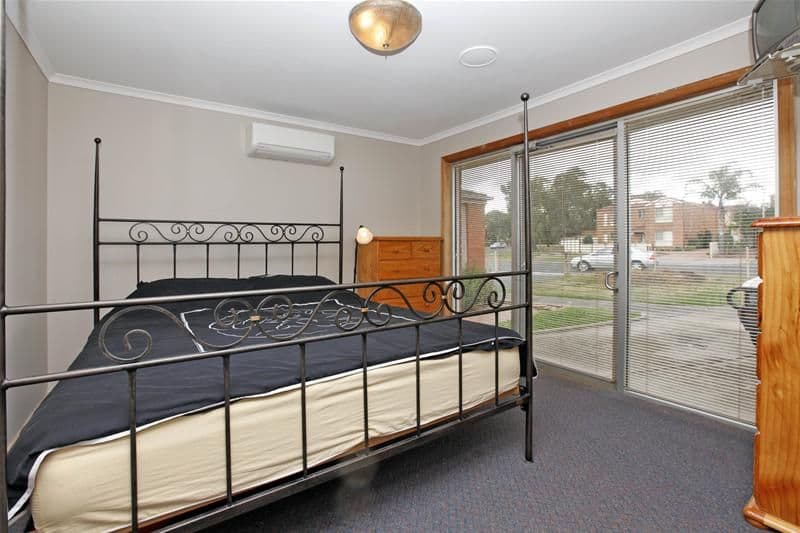 1 & 3 Blossom Park Drive, MILL PARK VIC 3082, Mill Park - Thumbnail 8