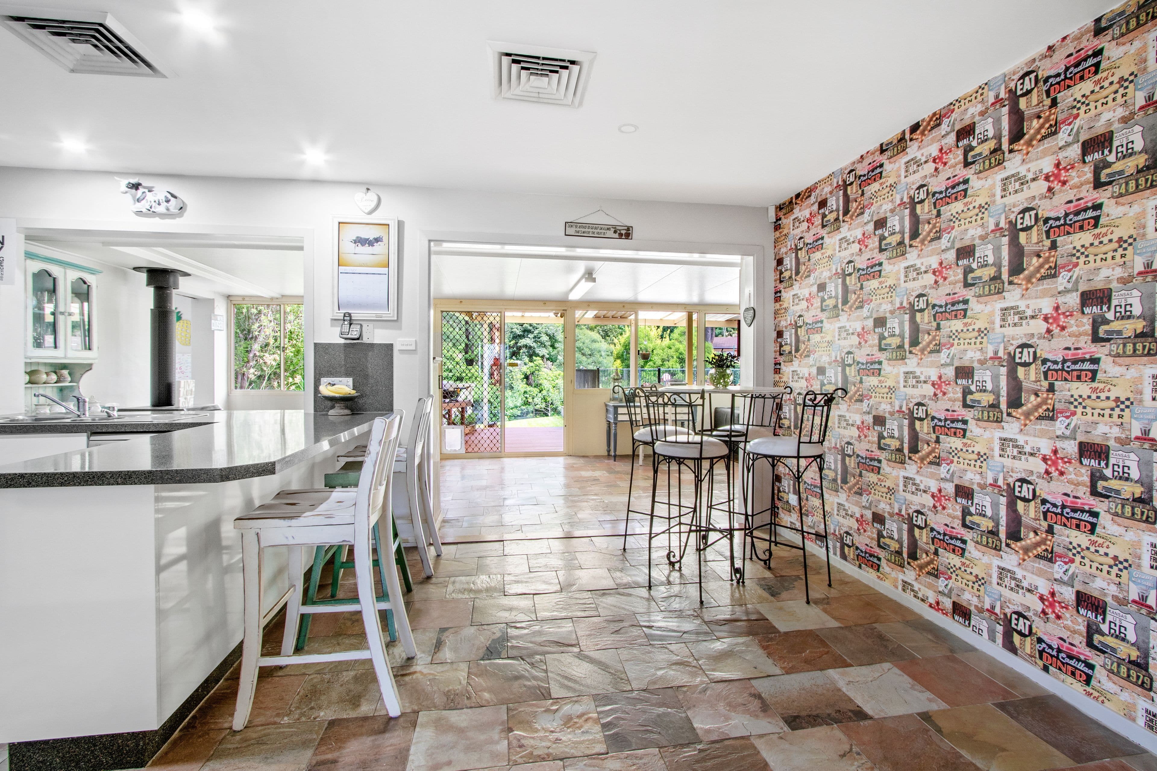 27 Pamela Crescent, Bowen Mountain - Thumbnail 6