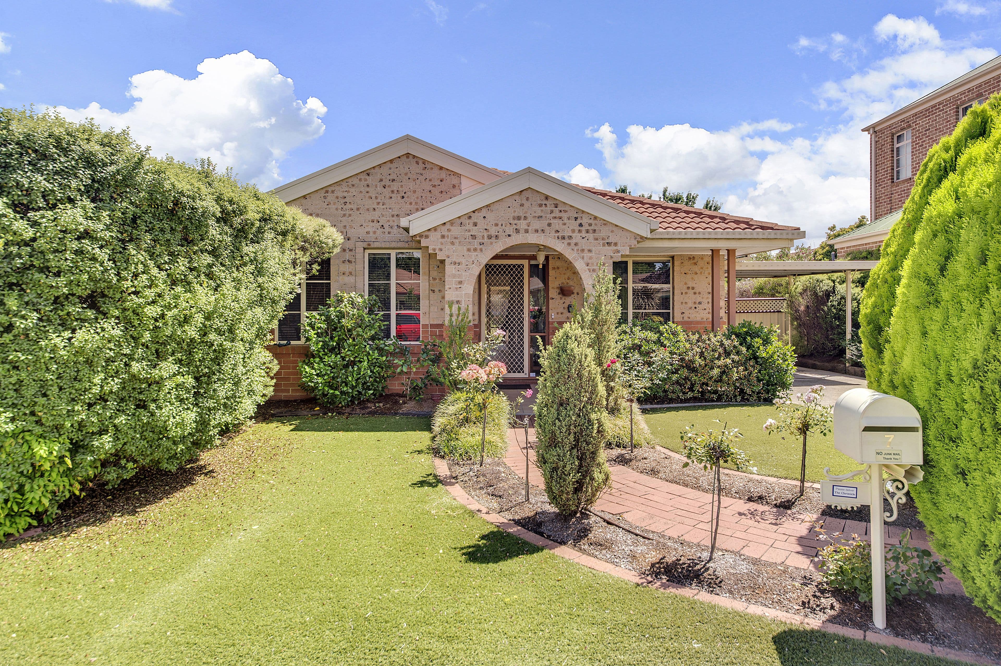 7 Mcilwraith Close, Holt ACT 2615, Holt - Image 1