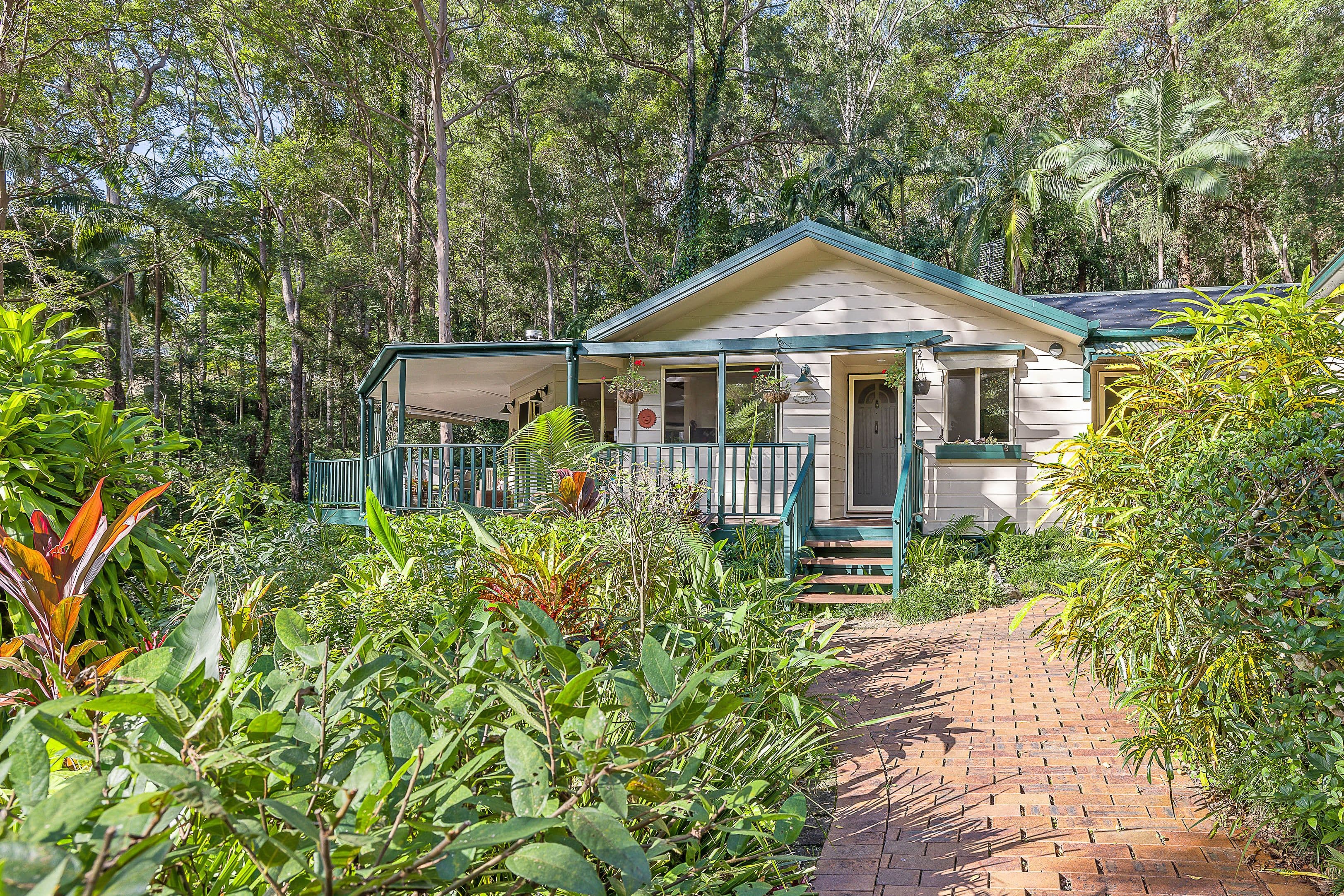 13 Forest View Court, Forest Glen QLD 4556, Forest Glen - Thumbnail 2