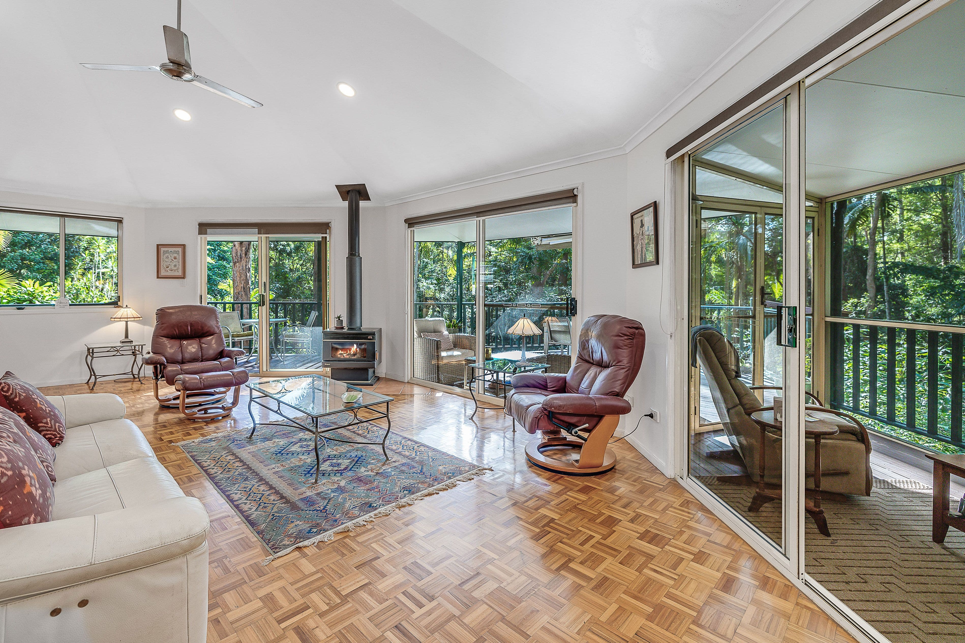 13 Forest View Court, Forest Glen QLD 4556, Forest Glen - Thumbnail 6