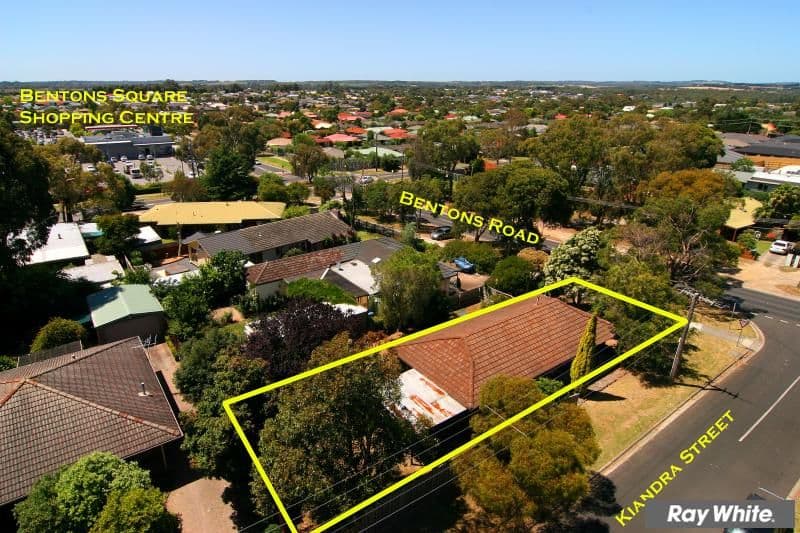 121 Bentons Road, MORNINGTON VIC 3931, Mornington - Image 1