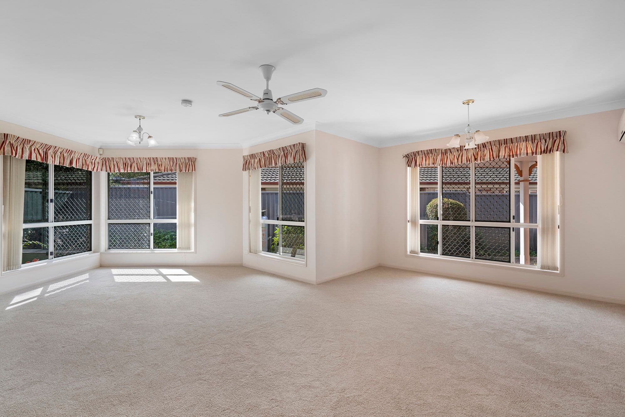 30 Eldena Court, Parkinson QLD 4115, Parkinson - Thumbnail 2