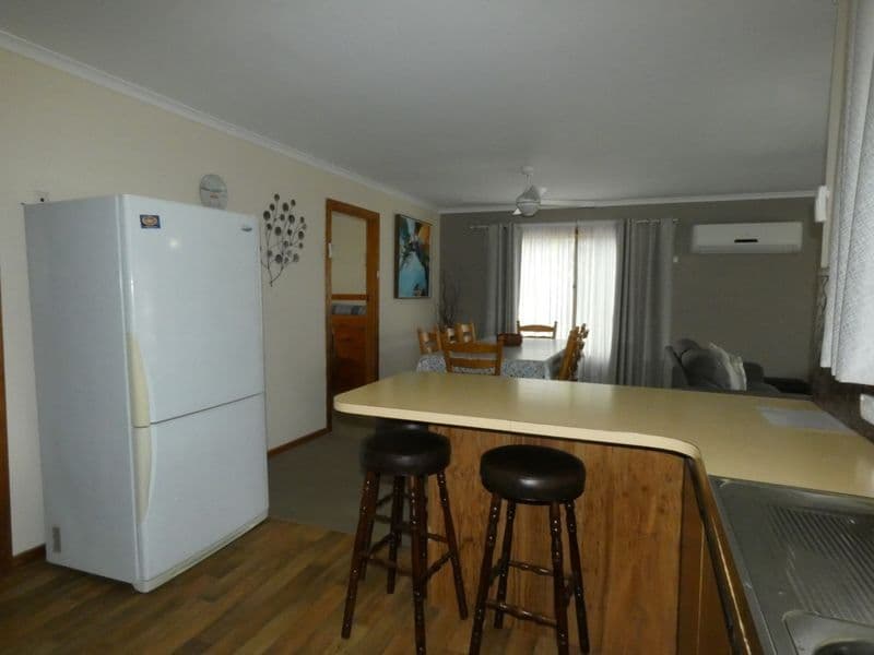64 Sheoak Road, THE PINES SA 5577, The Pines - Thumbnail 6