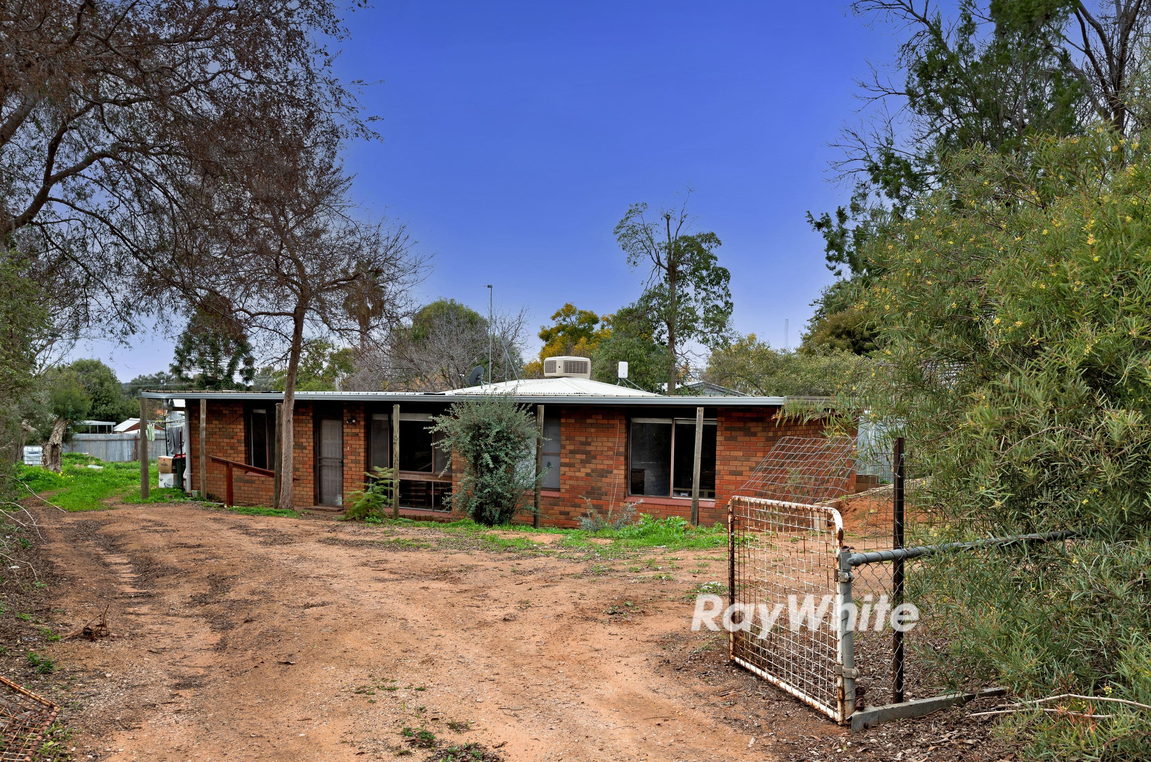 7 Lee Street, Red Cliffs VIC 3496, Red Cliffs - Image 1