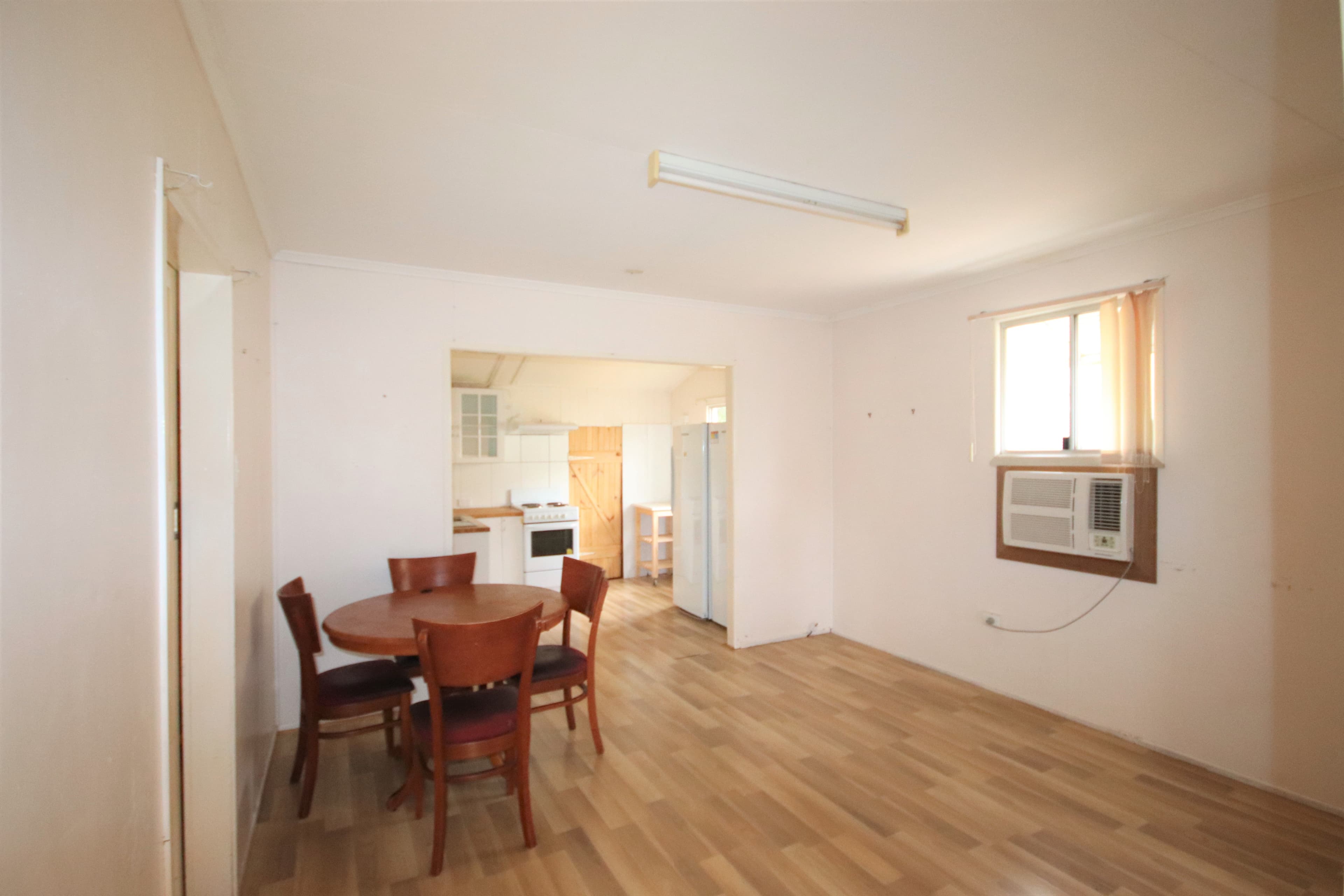 51 Burnett Street, Mundubbera QLD 4626, Mundubbera - Thumbnail 3