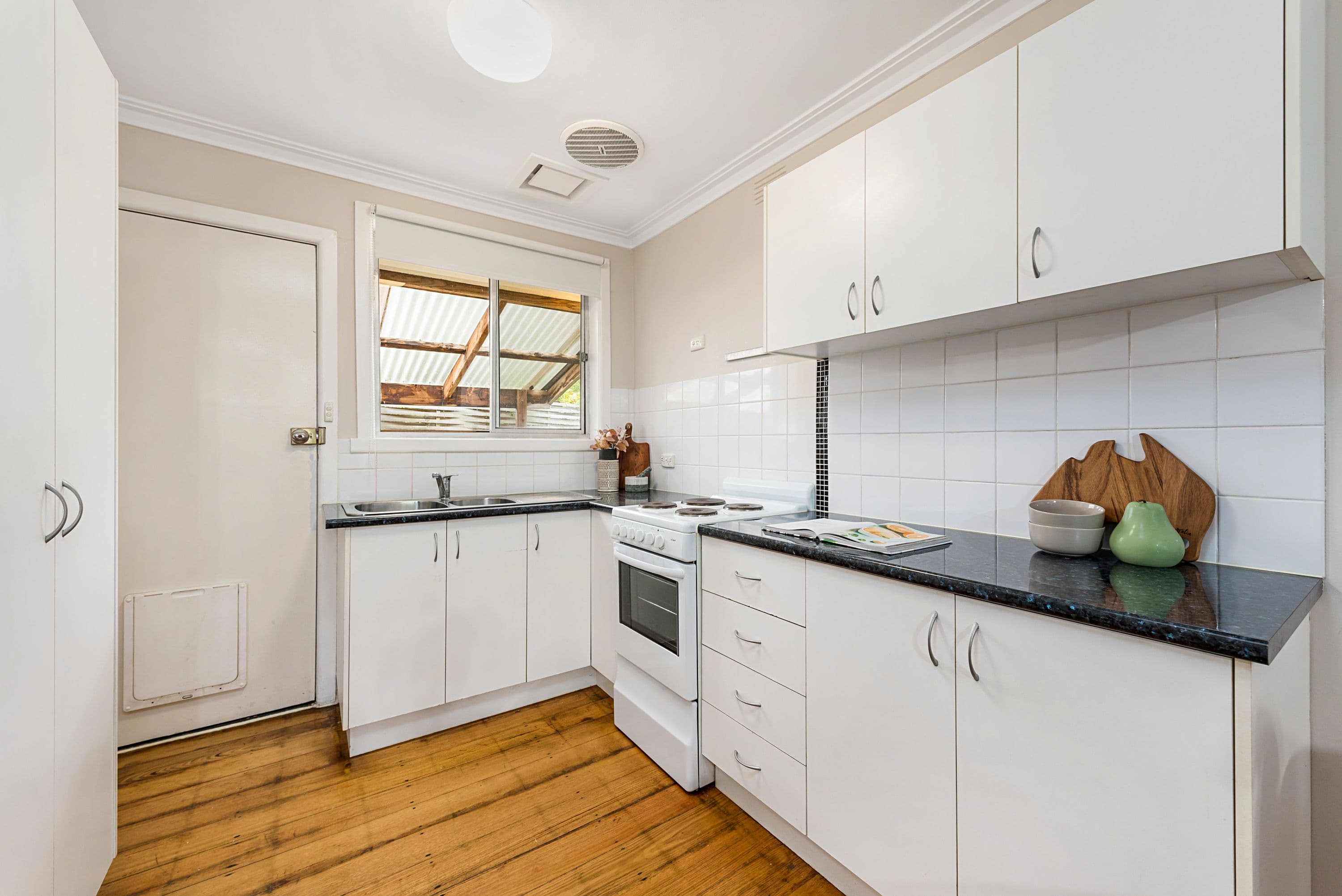 6 Wallace Avenue, Bayswater VIC 3153, Bayswater - Thumbnail 7