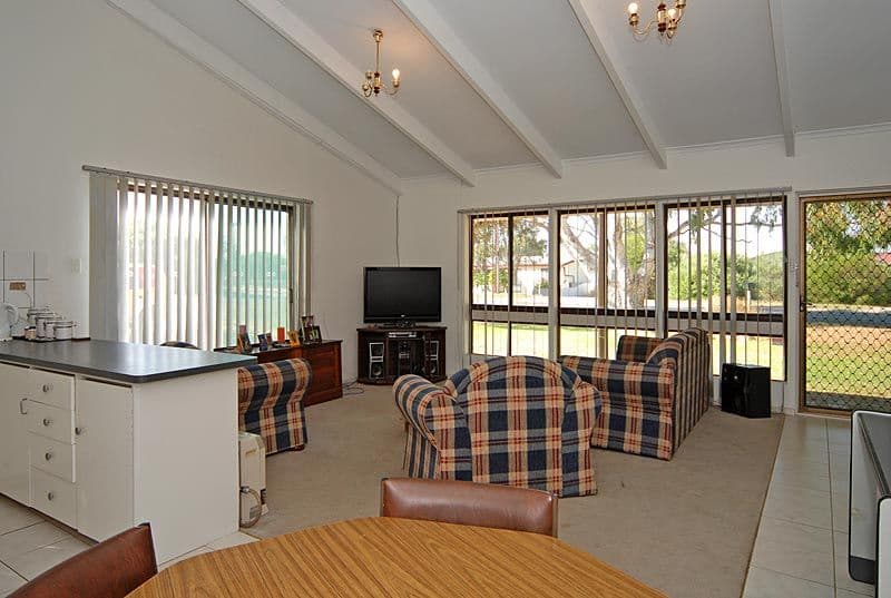 11 Merrett Avenue, GOOLWA BEACH SA 5214, Goolwa Beach - Thumbnail 3