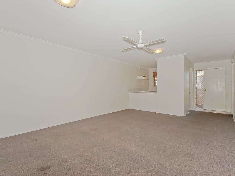 5 Greenlands Drive, VARSITY LAKES QLD 4227, Varsity Lakes - Thumbnail 5