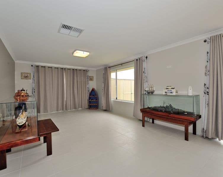 14 Greenstead Way, WELLARD WA 6170, Wellard - Thumbnail 8