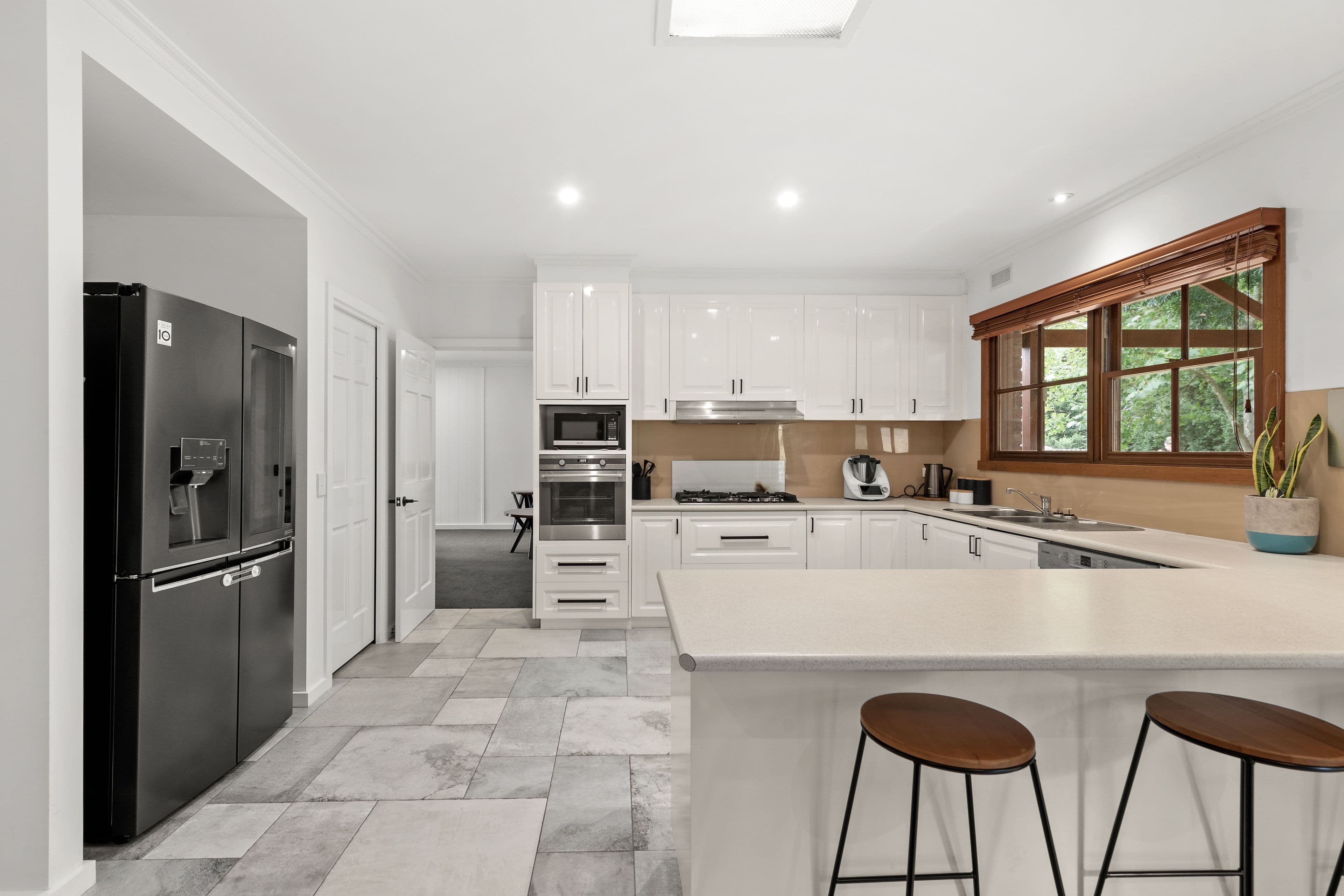 2B Charlou Court, Drouin VIC 3818, Drouin - Thumbnail 2