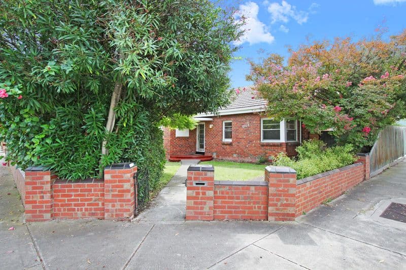23 Strathearn Avenue, MURRUMBEENA VIC 3163, Murrumbeena - Image 1