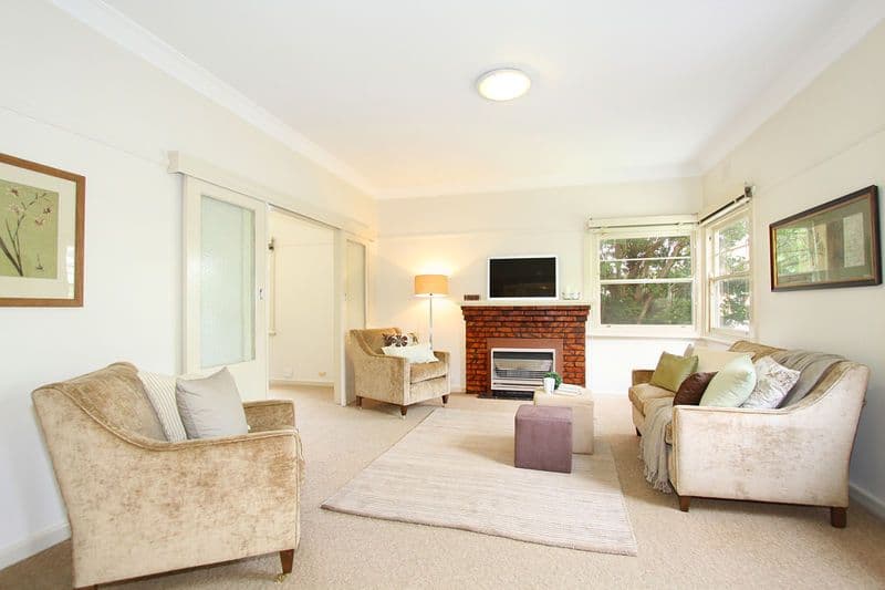 23 Strathearn Avenue, MURRUMBEENA VIC 3163, Murrumbeena - Thumbnail 2