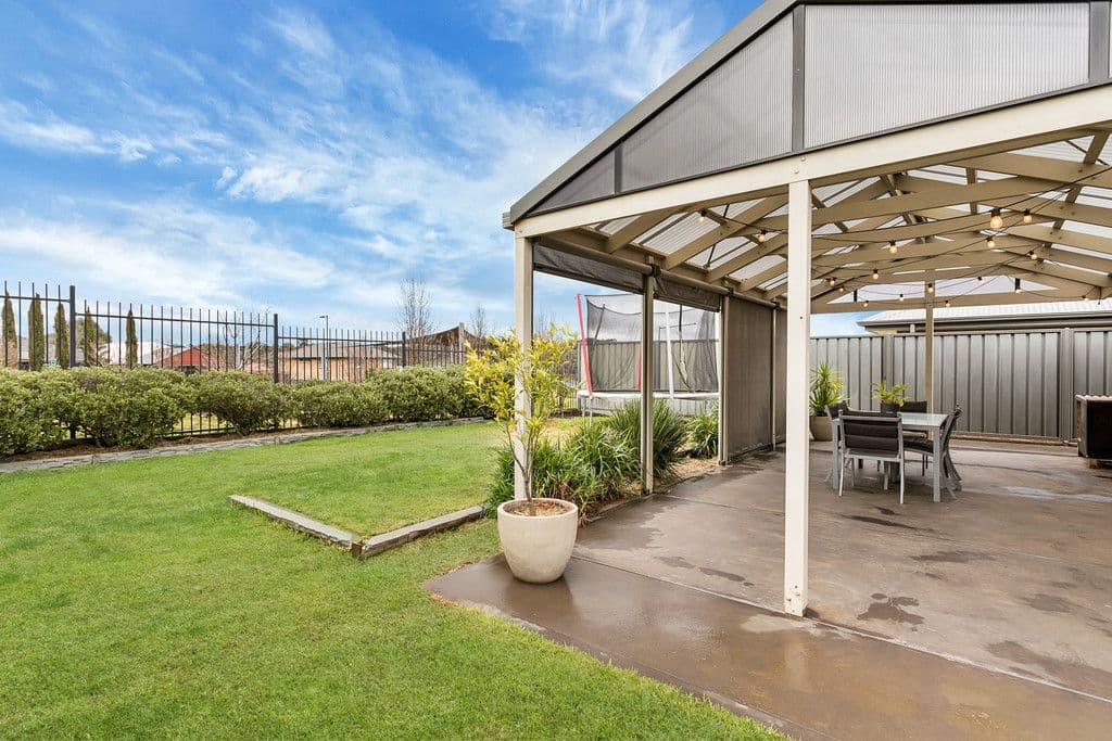15 Lawson Street, Mount Barker SA 5251, Mount Barker - Thumbnail 3
