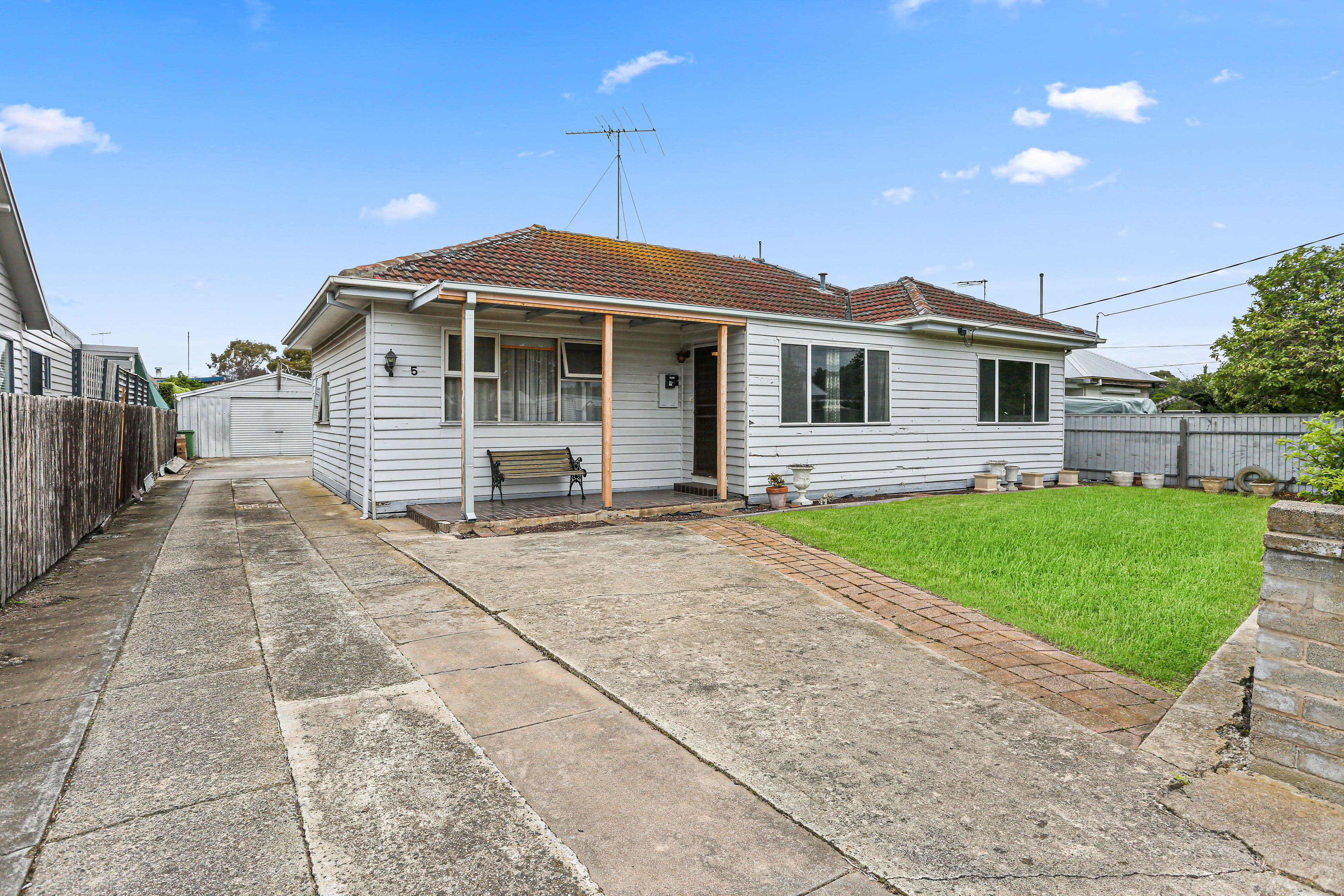 5 Nelson Avenue, Newcomb VIC 3219, Newcomb - Image 1
