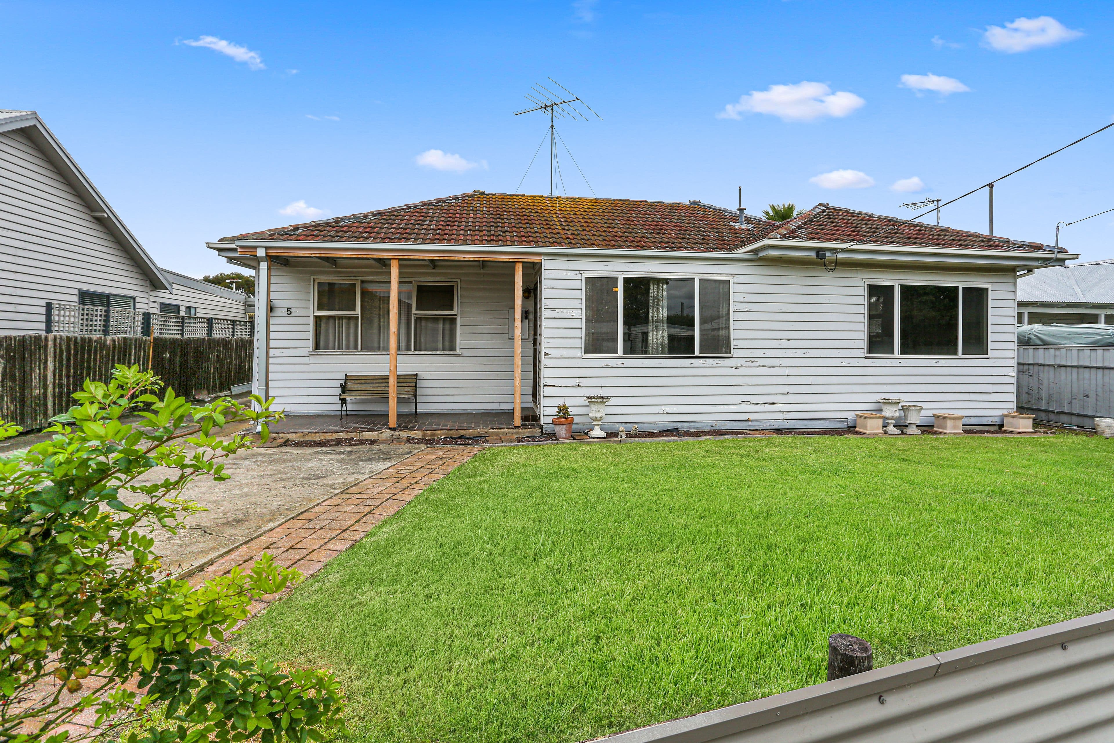 5 Nelson Avenue, Newcomb VIC 3219, Newcomb - Thumbnail 2