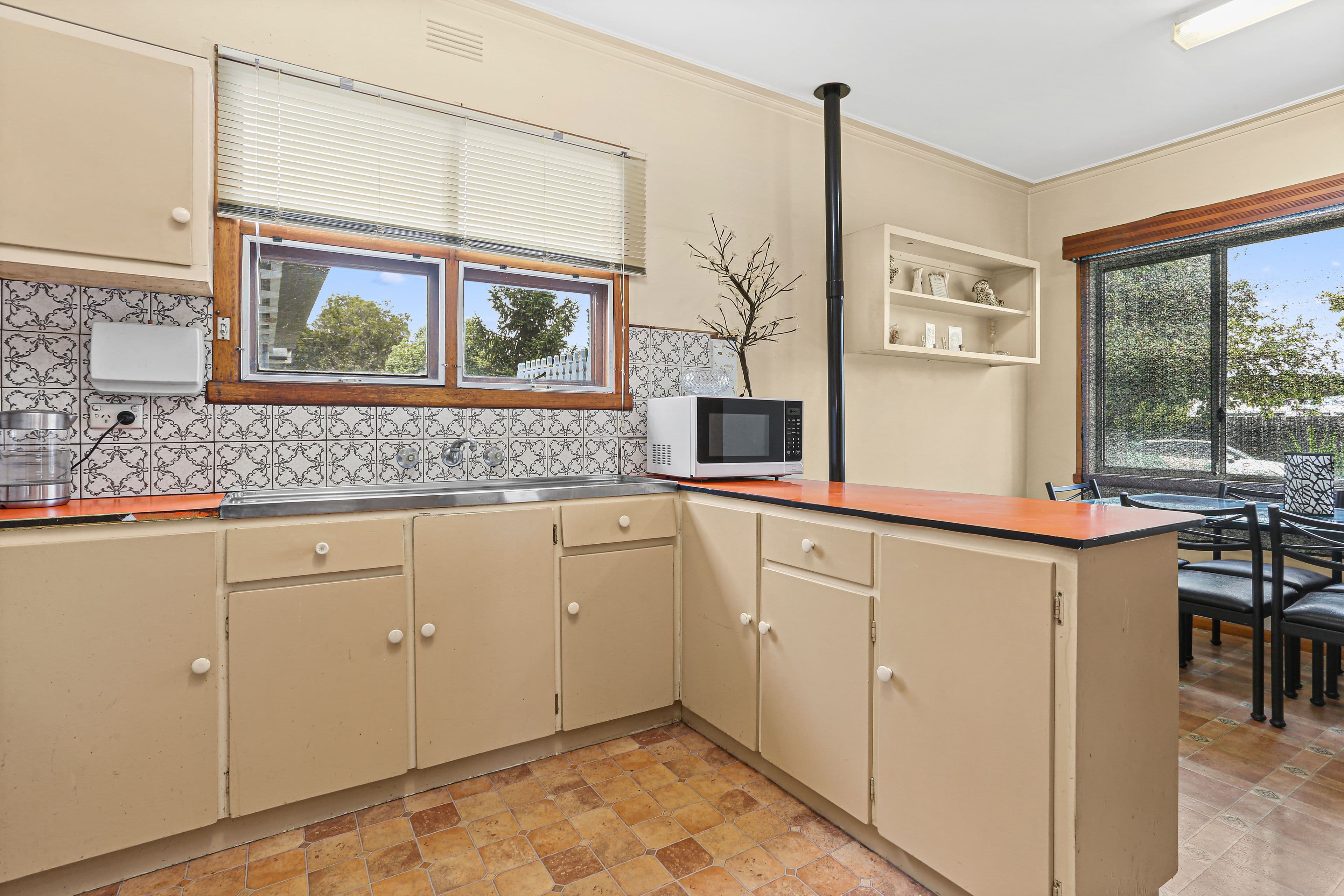 5 Nelson Avenue, Newcomb VIC 3219, Newcomb - Thumbnail 3