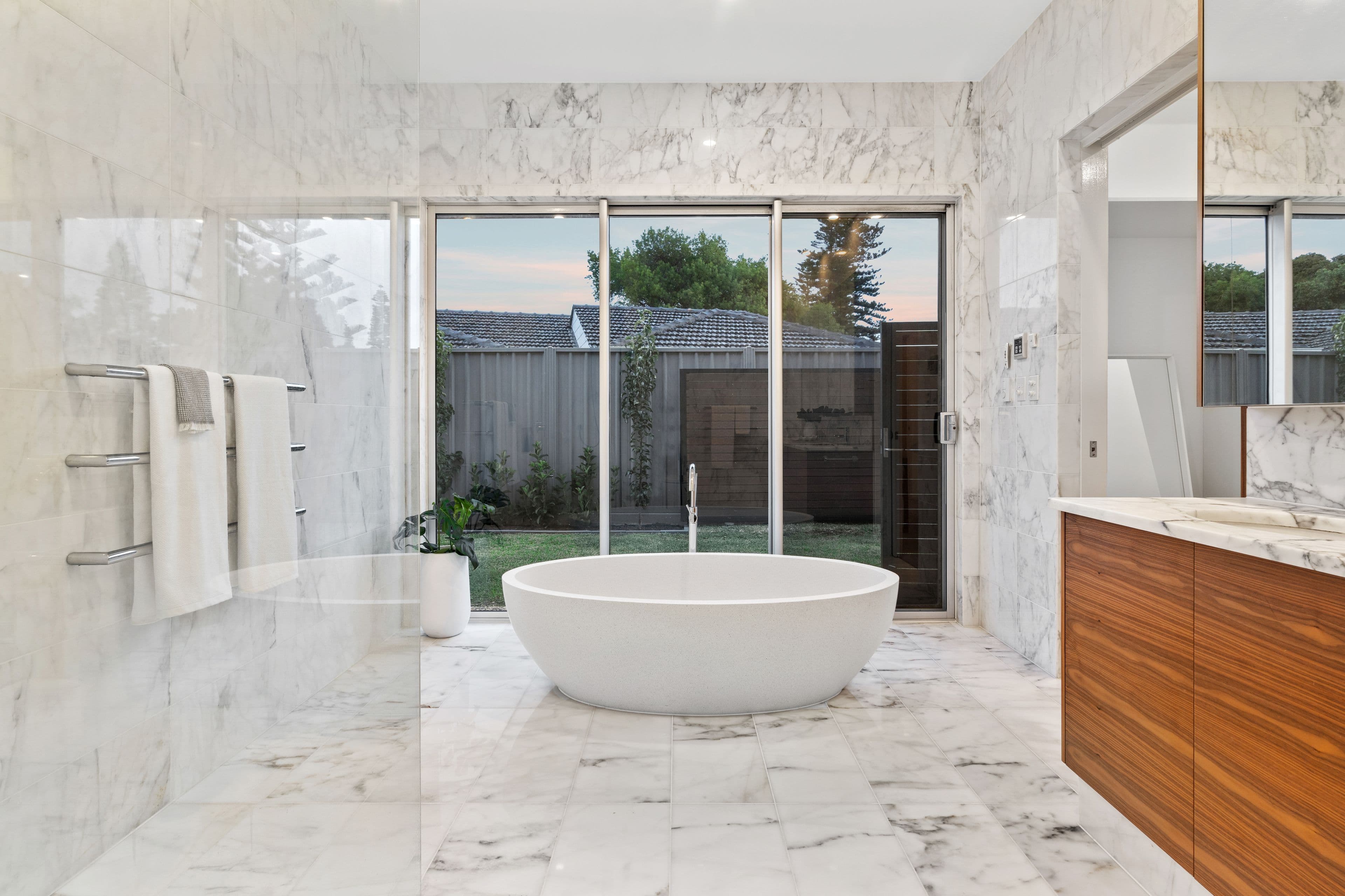 32 Partridge Street, Glenelg SA 5045, Glenelg - Thumbnail 4
