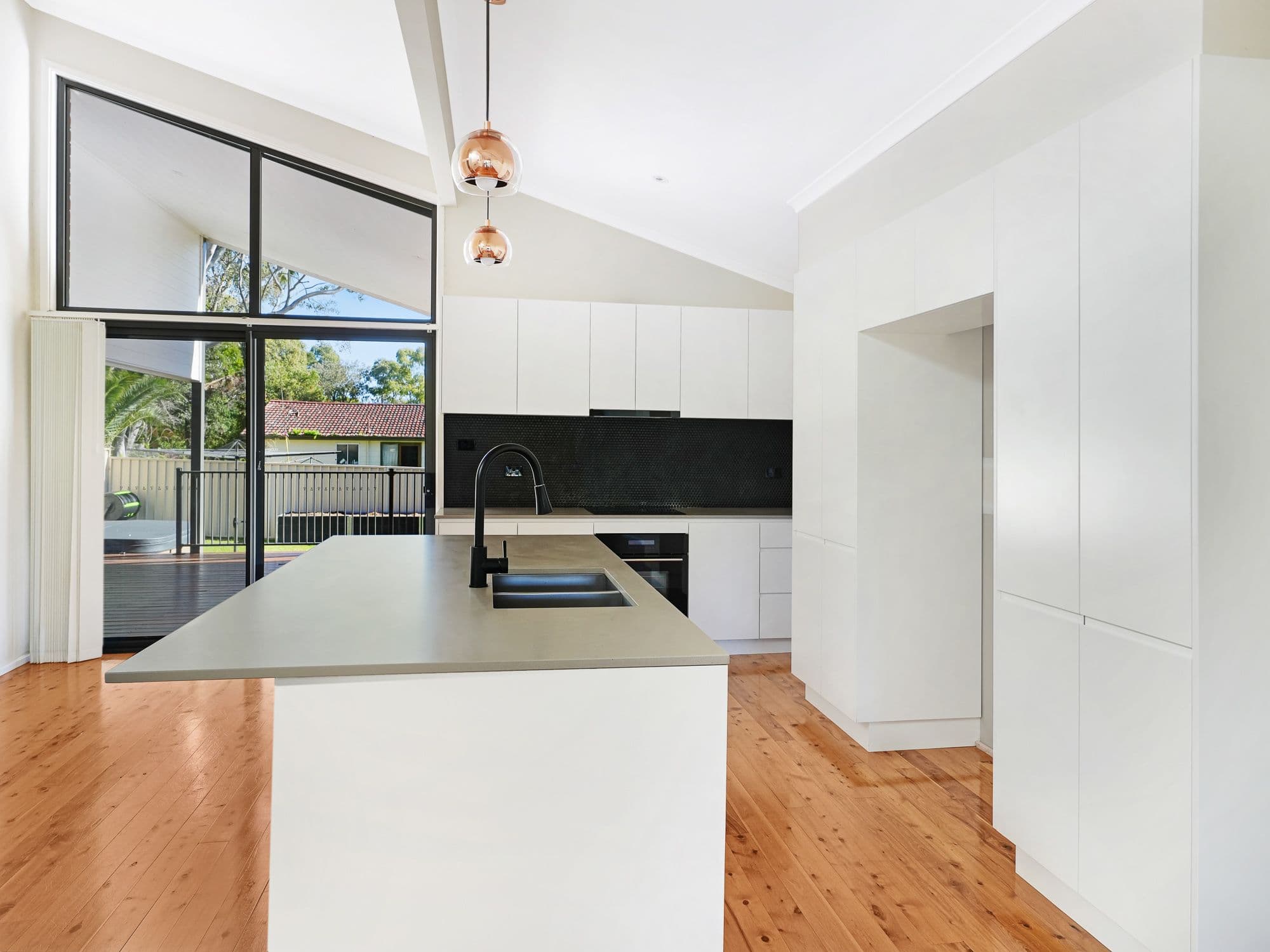 16 Hunter Street, Barrack Heights NSW 2528, Barrack Heights - Thumbnail 3