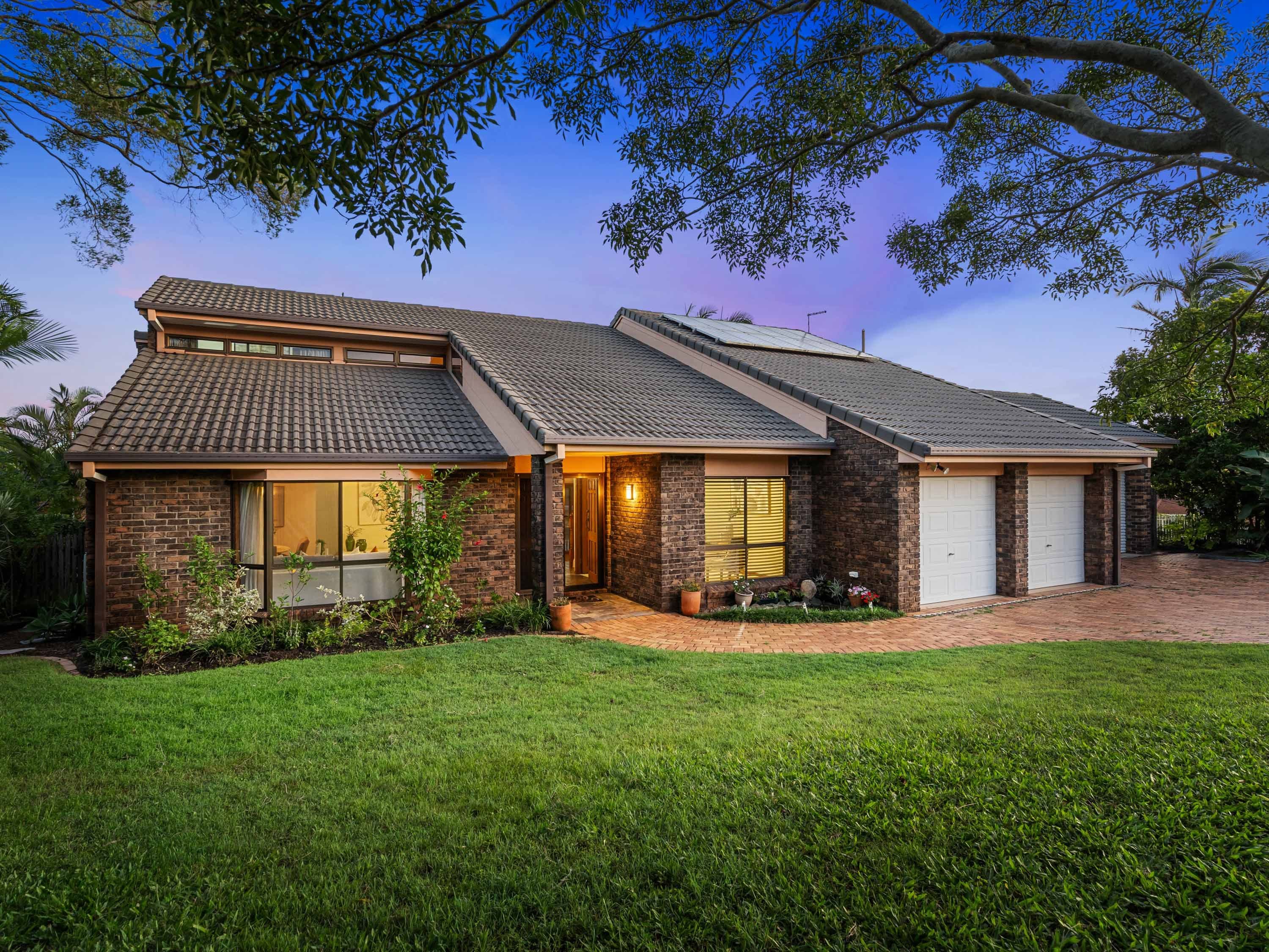 11 Kurru Street, Eight Mile Plains QLD 4113, Eight Mile Plains - Thumbnail 2