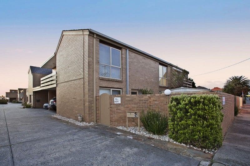 595-596 Nepean Highway, BONBEACH VIC 3196, Bonbeach - Thumbnail 3