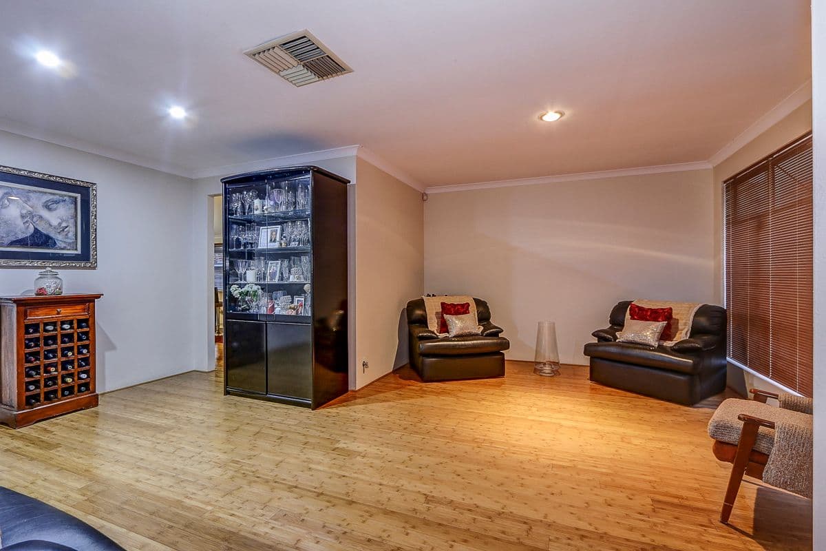 83 Queensway Road, Landsdale WA 6065, Landsdale - Thumbnail 4