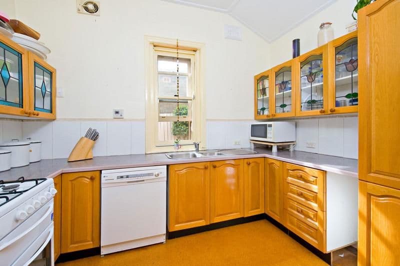 13 Browns Avenue, ENMORE NSW 2042, Enmore - Thumbnail 3