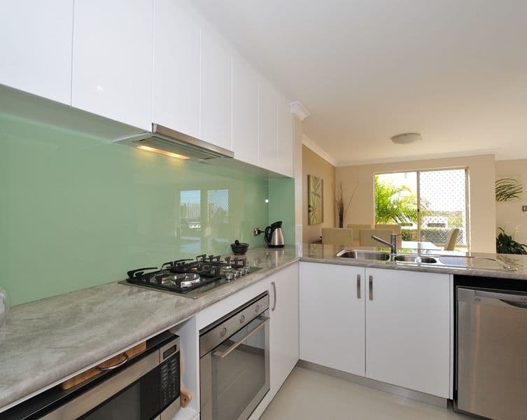 2 Victoria Street, ROCKINGHAM WA 6168, Rockingham - Thumbnail 6