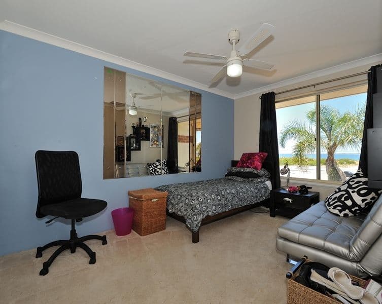 2 Victoria Street, ROCKINGHAM WA 6168, Rockingham - Thumbnail 7