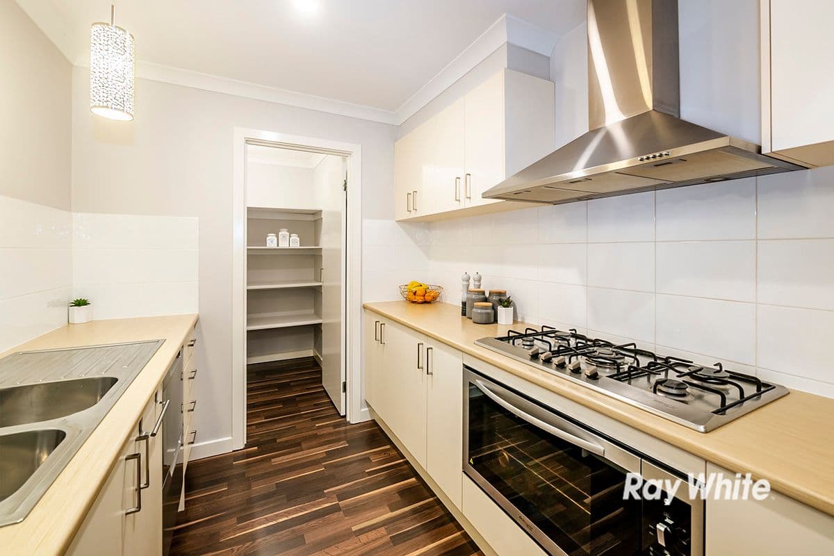1 Hermes Avenue, Cranbourne West VIC 3977, Cranbourne West - Thumbnail 3