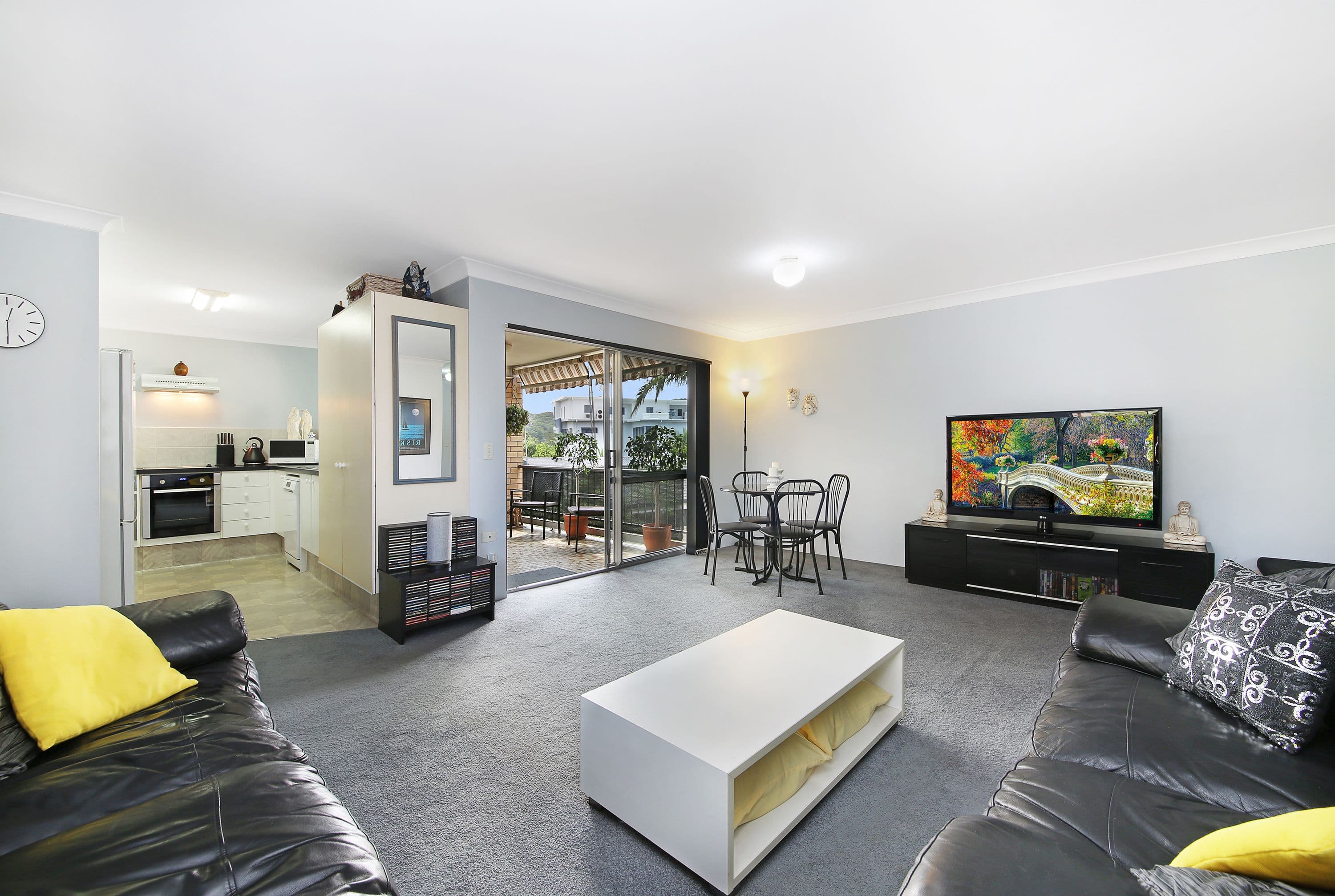 8 Nyrang Avenue, Palm Beach QLD 4221, Palm Beach - Thumbnail 3