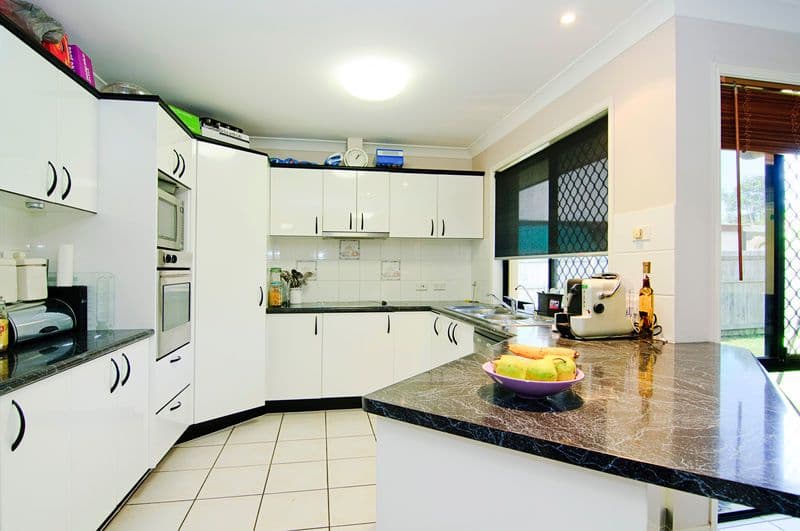 60 Juniper Circuit, STRETTON QLD 4116, Stretton - Thumbnail 3