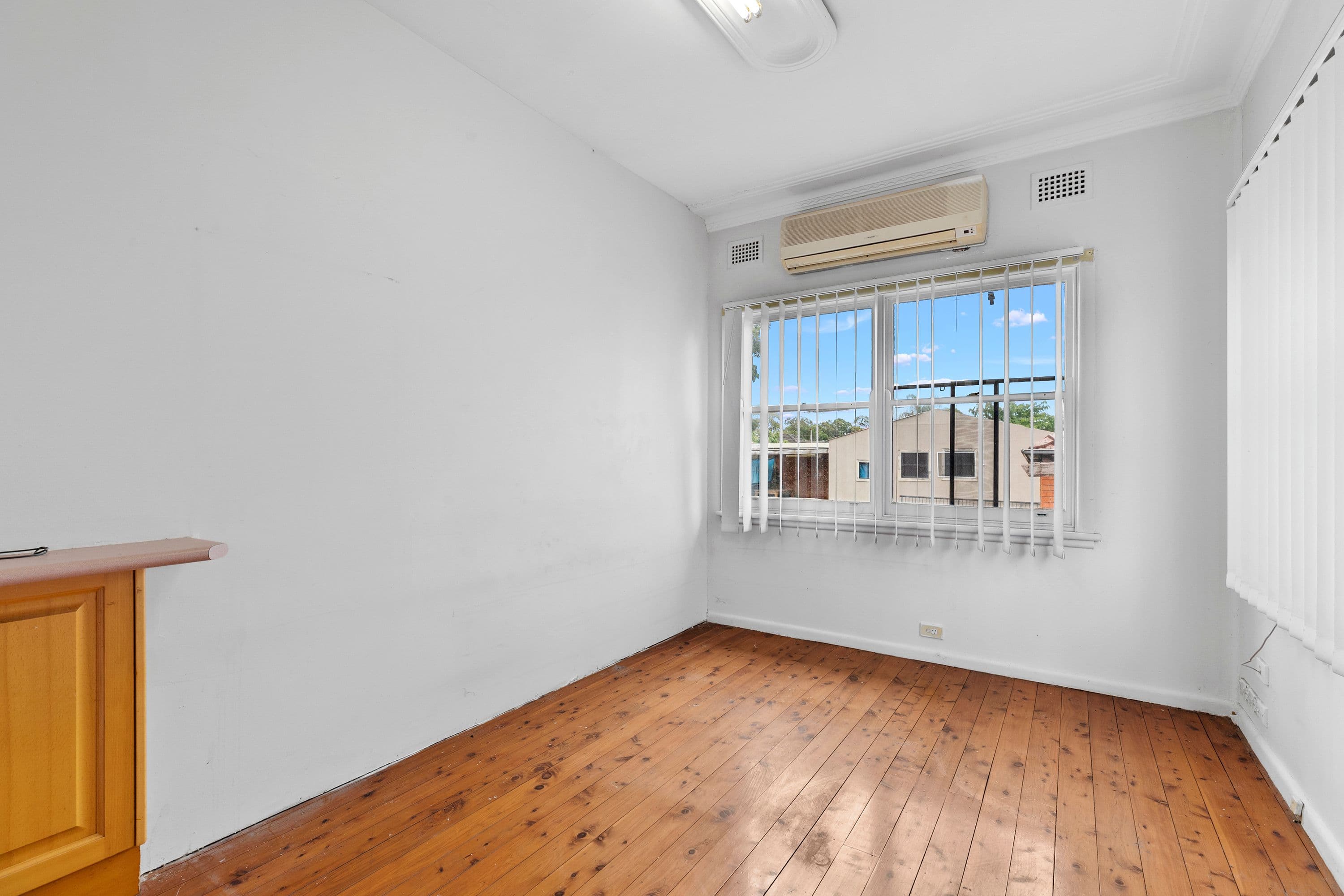 16 Breasley Avenue, Yagoona NSW 2199, Yagoona - Thumbnail 7