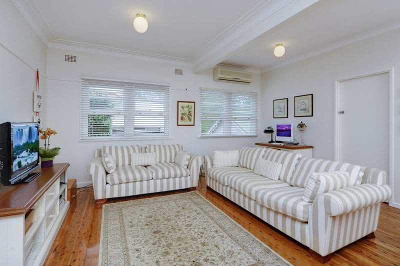 23 Dartford Road, THORNLEIGH NSW 2120, Thornleigh - Thumbnail 2