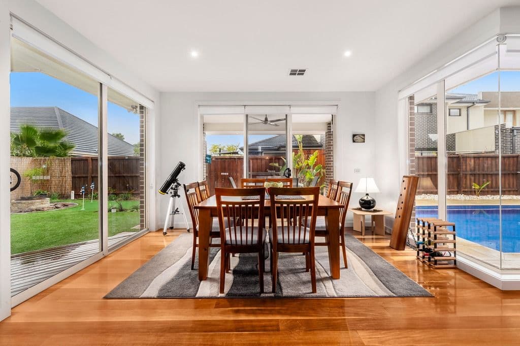 9 Barrett Place, Doreen VIC 3754, Doreen - Thumbnail 2