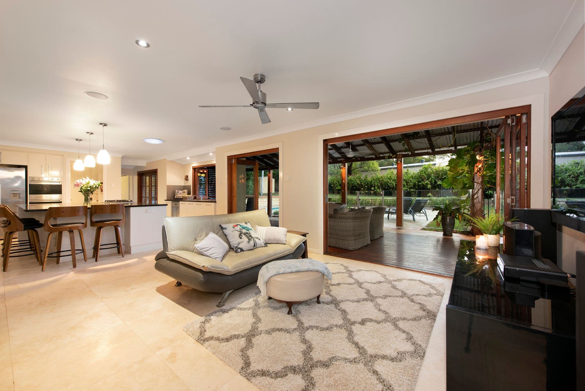 4 Dartmouth Court, Birkdale QLD 4159, Birkdale - Thumbnail 4