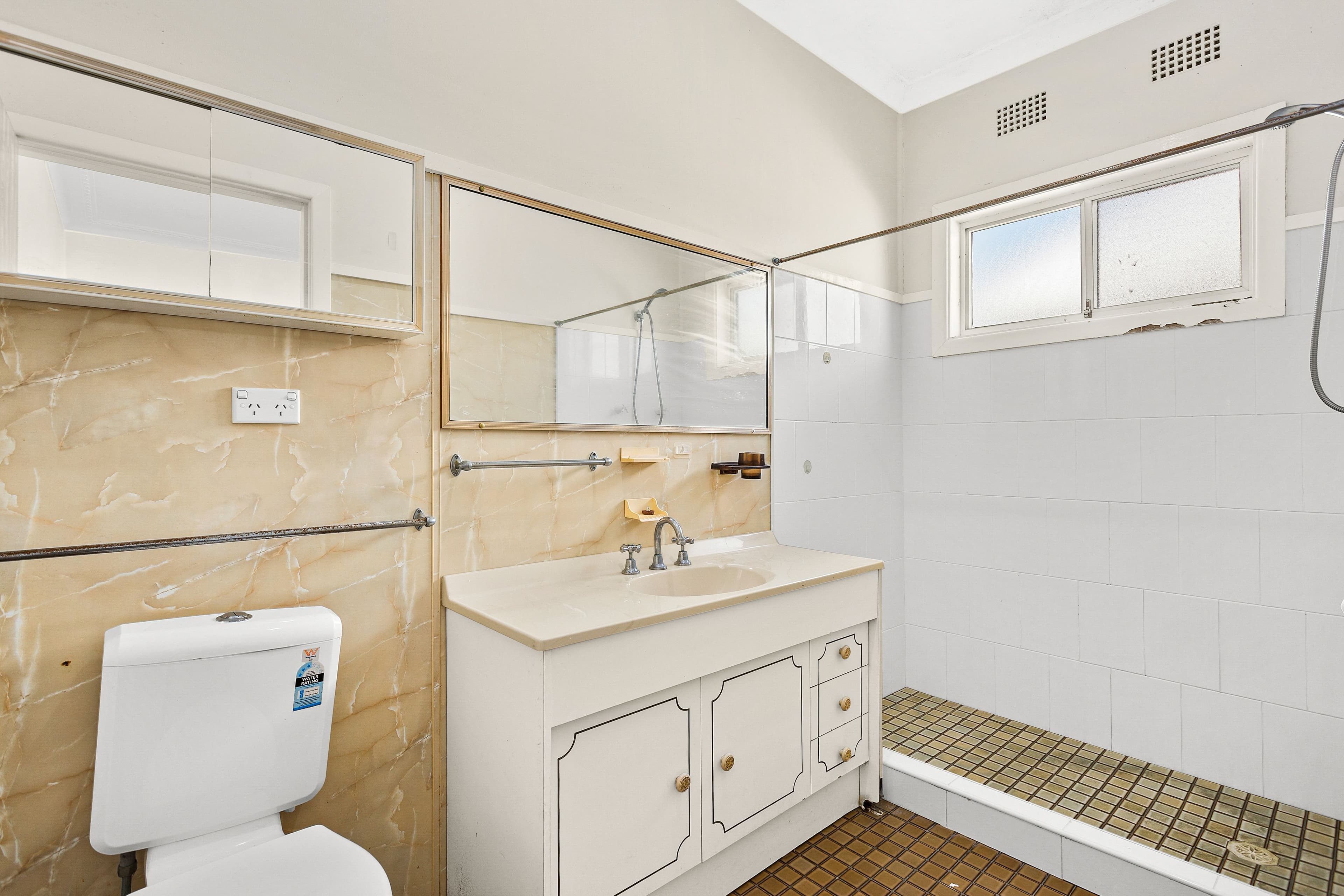 8 Oakland Avenue, Windang NSW 2528, Windang - Thumbnail 6