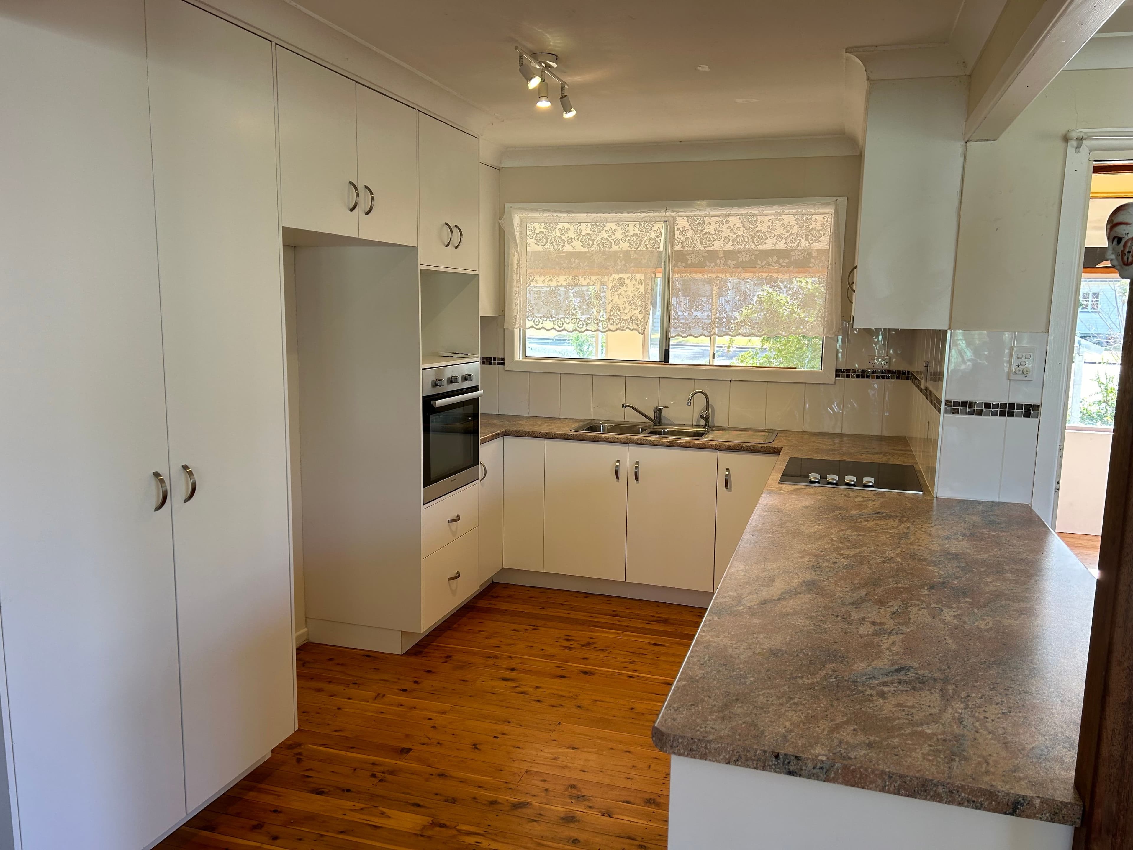 14 Geraghty Street, Cecil Plains QLD 4407, Cecil Plains - Thumbnail 2