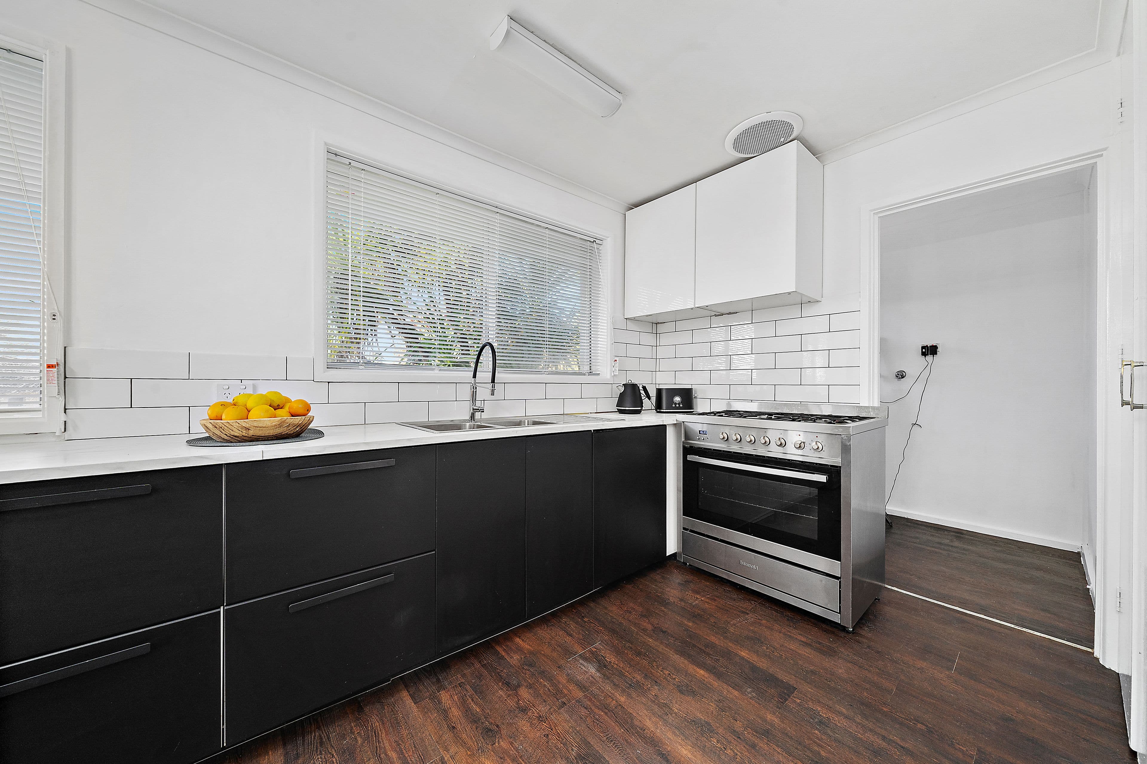 7 Breden Place, Crestwood NSW 2620, Crestwood - Thumbnail 5