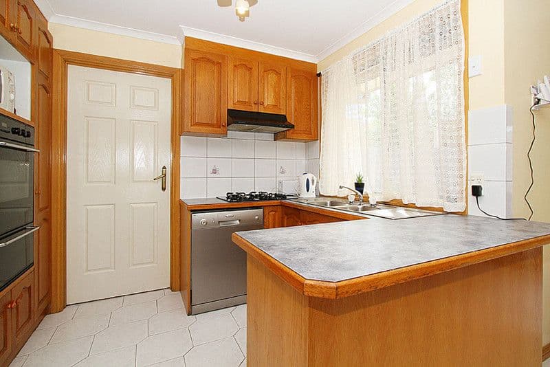 4  Jacoby Court, MILL PARK VIC 3082, Mill Park - Thumbnail 2