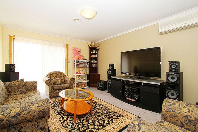 4  Jacoby Court, MILL PARK VIC 3082, Mill Park - Thumbnail 5