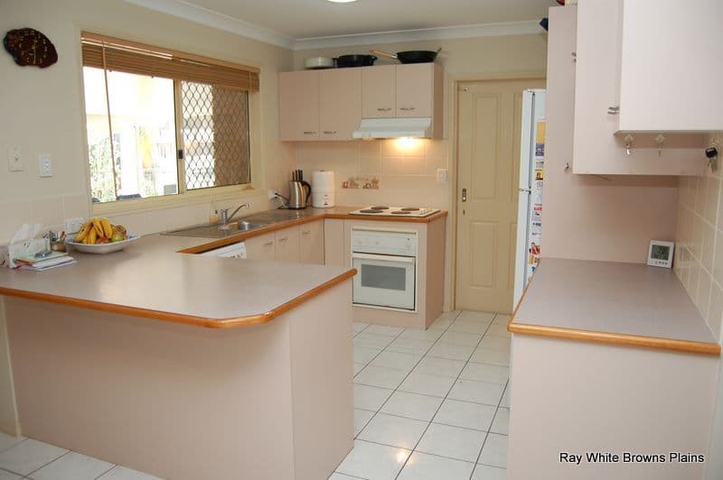 68  Bushland Drive, REGENTS PARK QLD 4118, Regents Park - Thumbnail 2