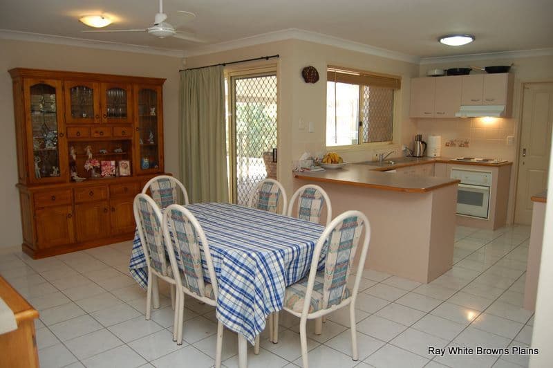 68  Bushland Drive, REGENTS PARK QLD 4118, Regents Park - Thumbnail 4