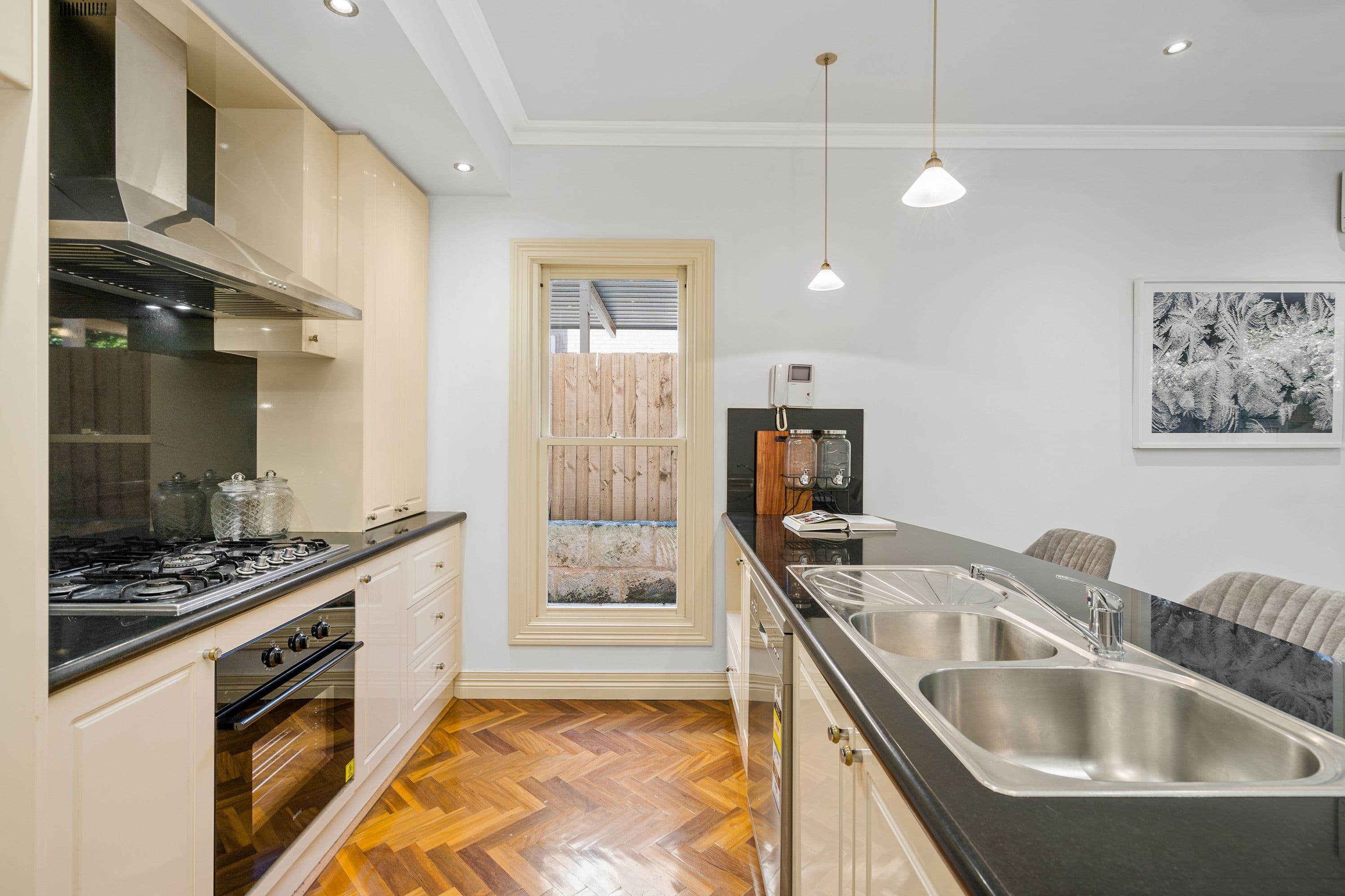 6 James Avenue, Kew VIC 3101, Kew - Thumbnail 5